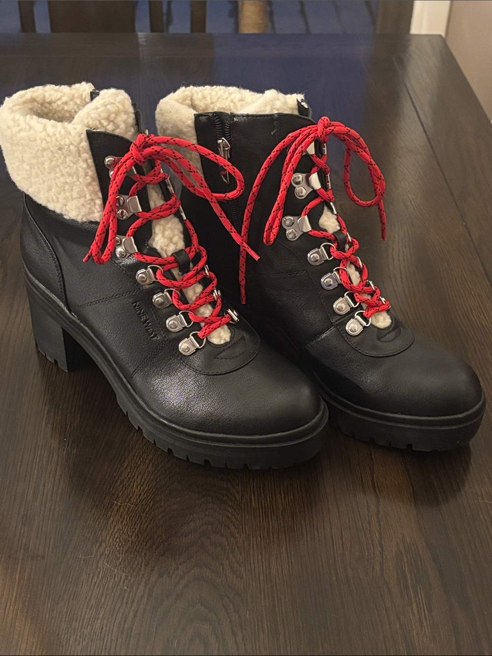 Nine West Quimby3 Black Hiker Ankle Boots with Red Laces | NWT | Size 10